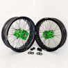 Paire de roues Supermoto Kawasaki 125-250 KX 04-08 + 250-450 KXF 06-24 - Personnalisable Paire de roues Supermoto Kawasaki 125-250 KX 04-08 + 250-450 KXF 06-24 - Personnalisable